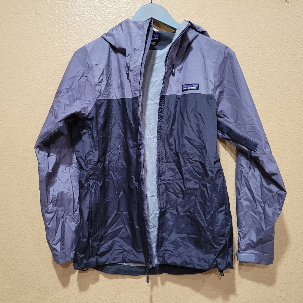 Patagonia windbreaker jacket